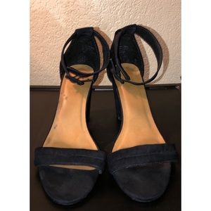 Rubi Suede Block HEEL Ankle Strap